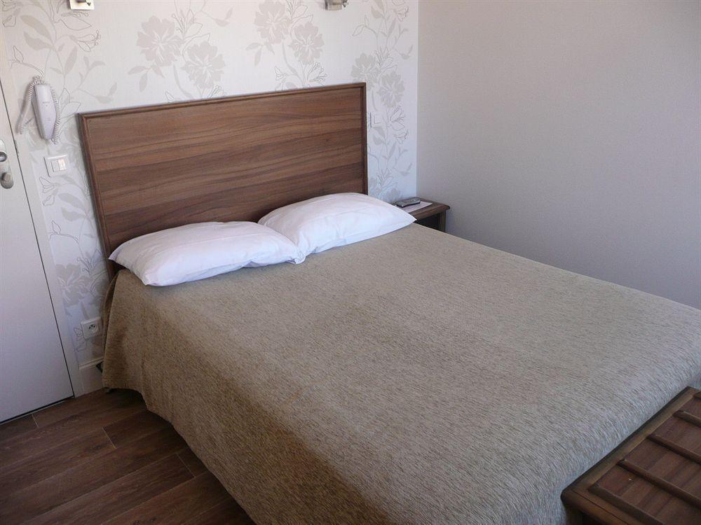 Alfred Hotels Les Halles Biarritz Luaran gambar